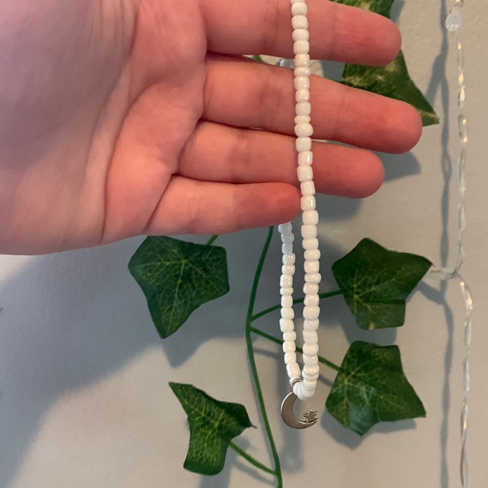 White bead bracelet